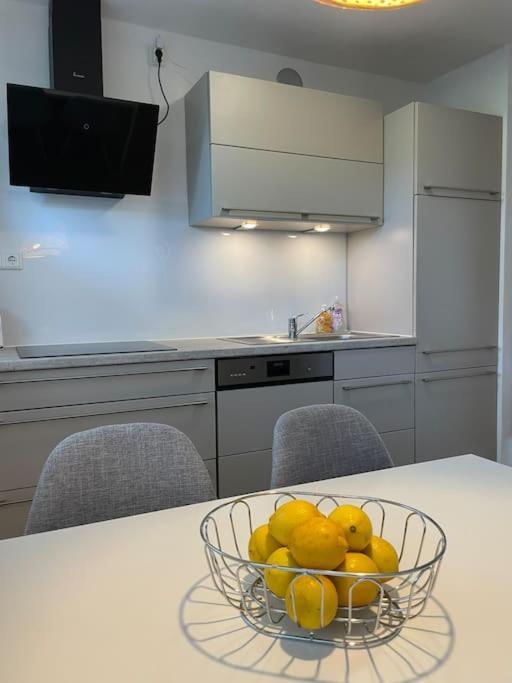 Messe Apartament *